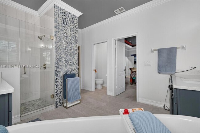 Building Photo - 9970 Rookery Cir