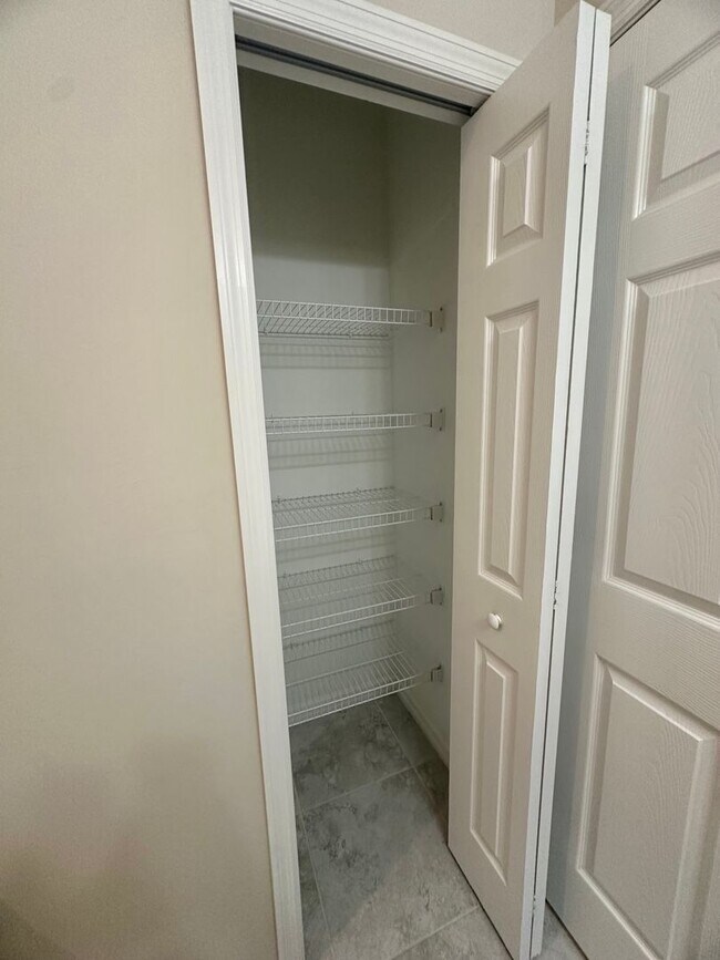 Building Photo - 624 Corrientes Cir