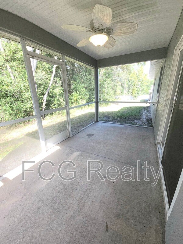 Building Photo - 10057 N Athenia Dr