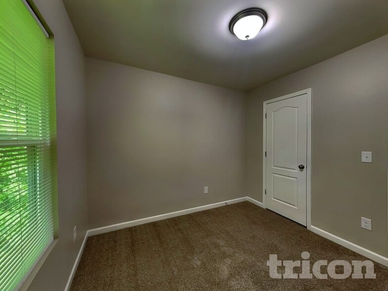 Building Photo - 5820 Stonedale Court