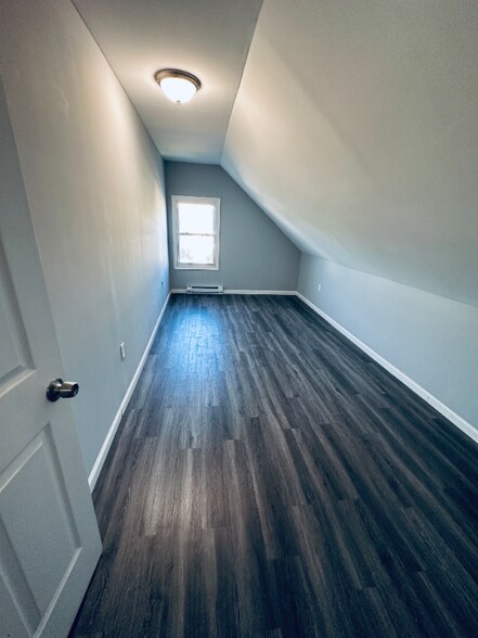 Building Photo - 14 Proctor Rd