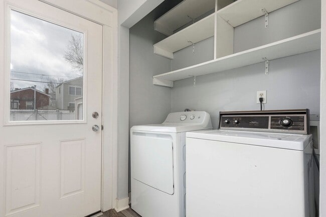 Building Photo - 1504 E Breckinridge St