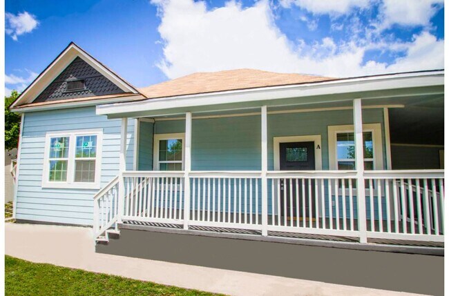 Building Photo - Douglas