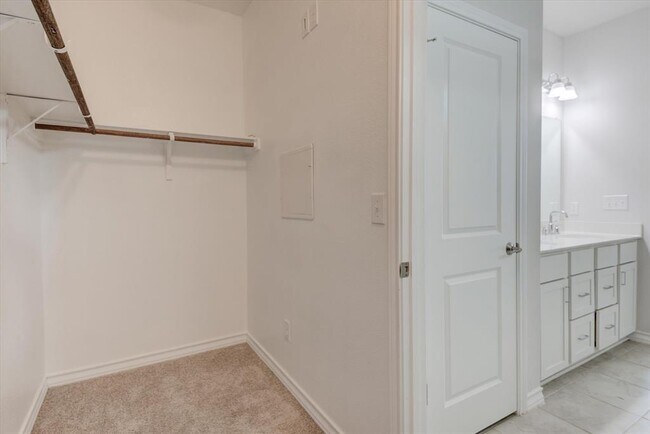 Building Photo - 144 Andesite Trl