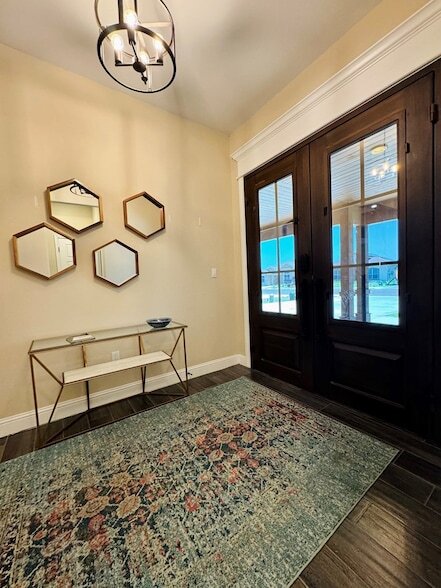 Building Photo - 2301 Lemonwood St