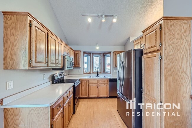 Building Photo - 4732 Blanding Ct