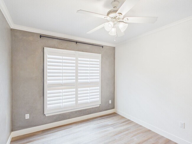 Building Photo - Modern Comfort: 3 Bed, 2 Bath with Garage & Large Pantry