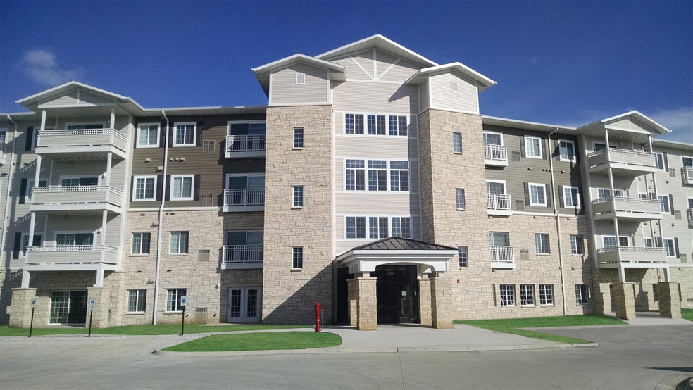 Riverview Place Condos 3500 Edgewood Rd NE Cedar Rapids IA 52402
