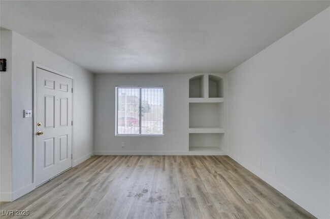 Building Photo - 6932 Kilgore Dr