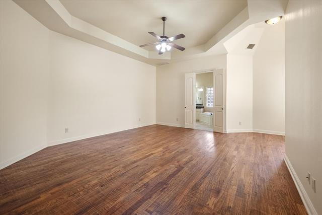 Building Photo - 10941 Yorkshire Ln