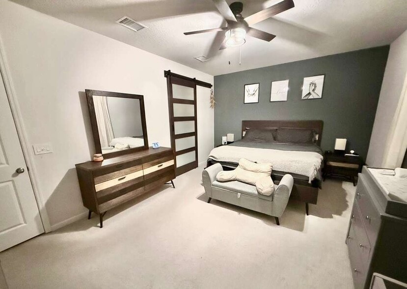 Building Photo - 184 Summershore Dr