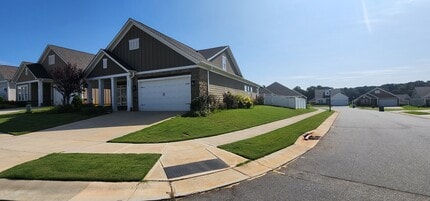 Building Photo - Lot 73