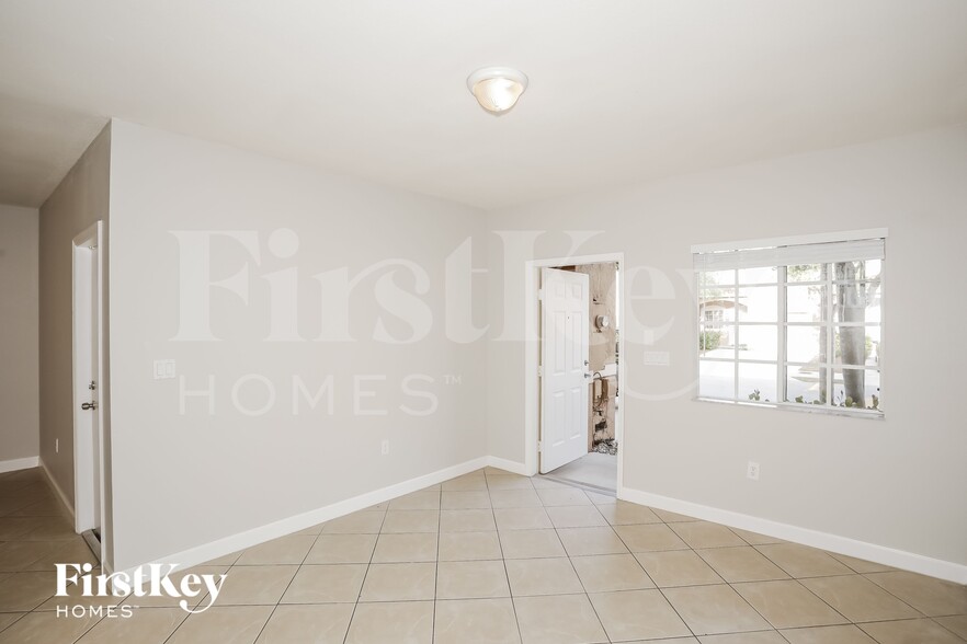 Building Photo - 21471 SW 86th Pl