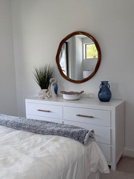 Building Photo - 1111 Central Ave