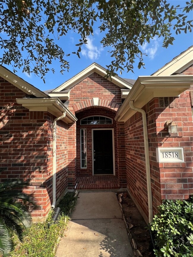 Building Photo - 18518 Dural Dr