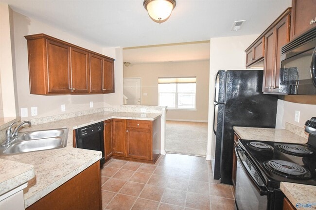 Building Photo - 324 Falling Water Ln SW