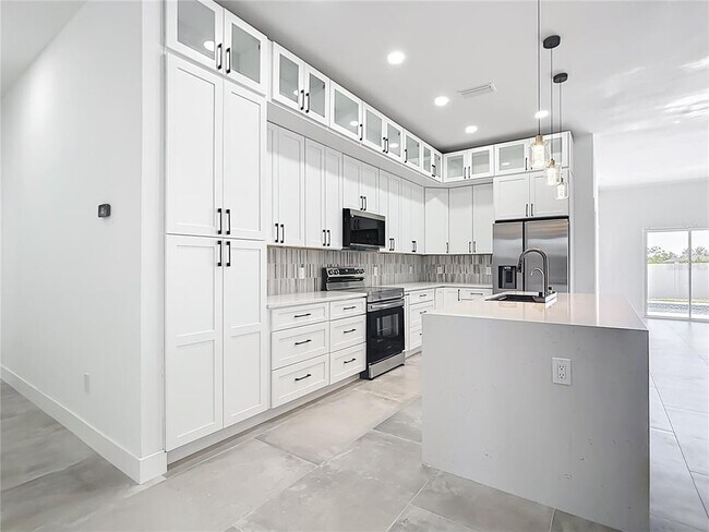 Building Photo - 159 Antilla Dr