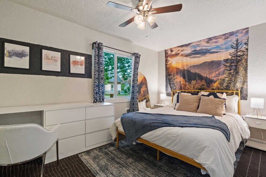 Building Photo - 140 4th St