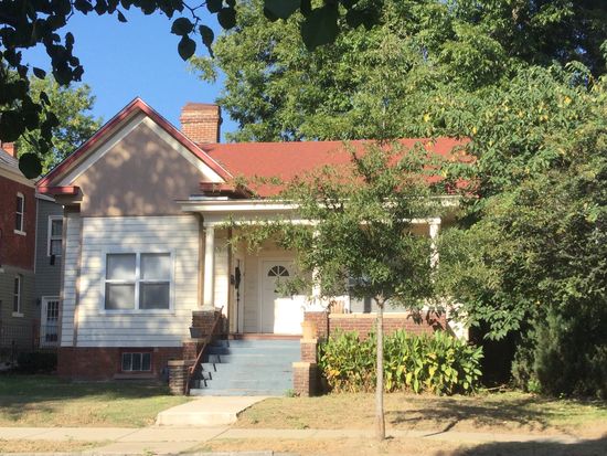 Summertime yellow - 1512 S Louisiana St