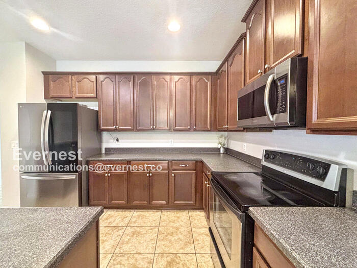 Building Photo - 9019 Edenshire Cir