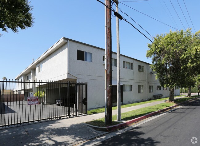 Building Photo - Continental Etiwanda Apartments