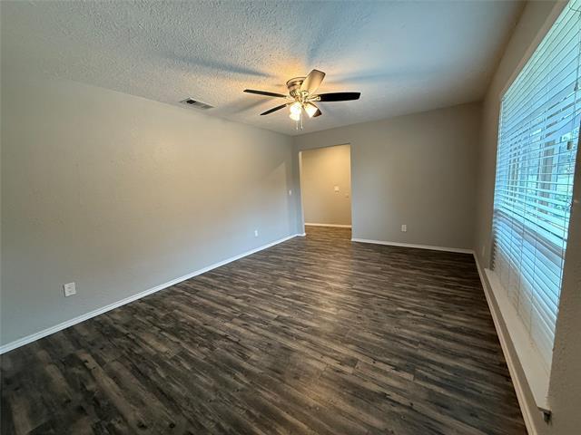 Building Photo - 1920 N Floyd Rd