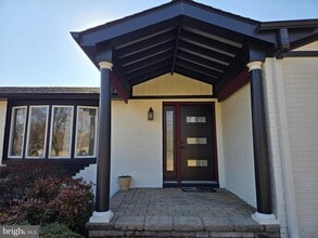 Building Photo - 3300 Mt Airy Ct