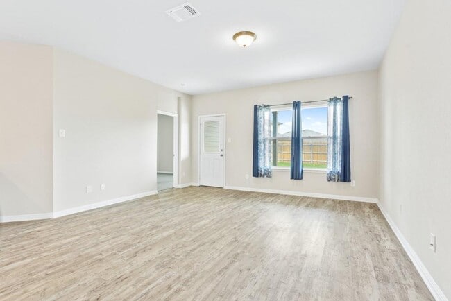 Building Photo - 2072 Port Ellen Dr