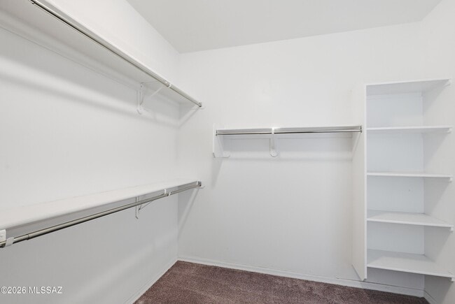 Building Photo - 4220 S Macy Cir