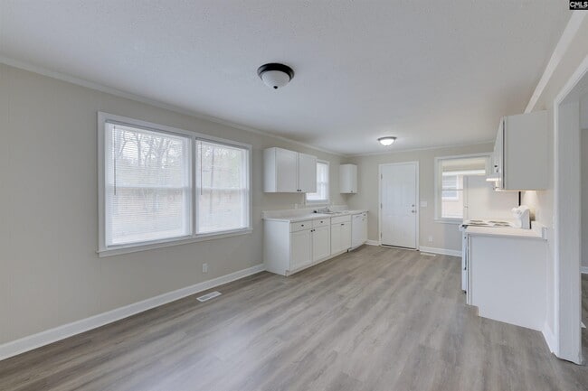 Building Photo - 3612 Anwood Dr