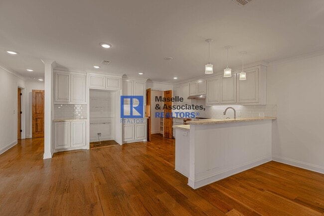 Building Photo - 2 Bed/2 Bath Townhouse in Brandon