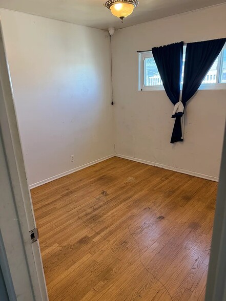 Building Photo - 14779 Nanry St