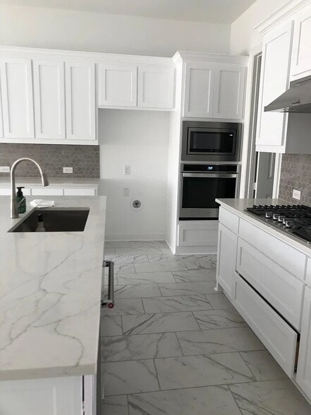 Building Photo - 4516 Hammerstein Blvd