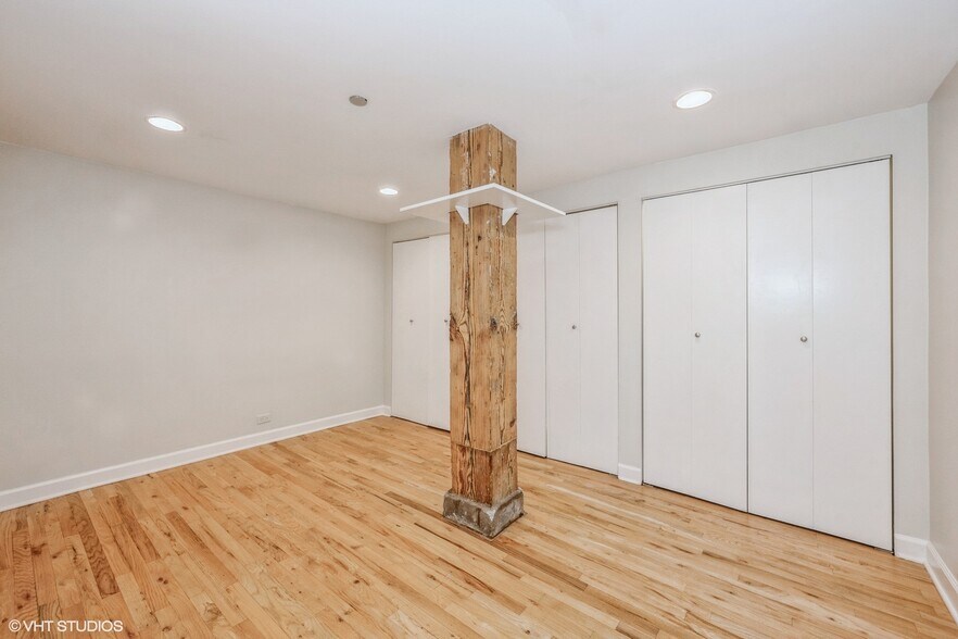 Building Photo - 612 N Oakley Blvd