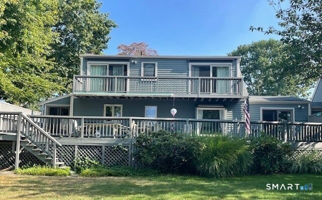 Building Photo - 402 Riverside Dr