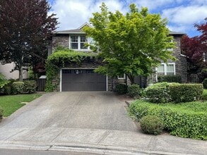 Building Photo - Luxury 5 Bedroom Home with Soaking Tub, Chef’s Kitchen & Expansive Primary Suite