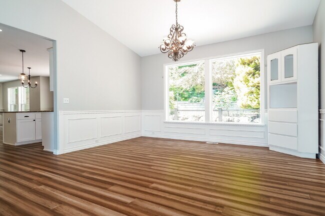 Building Photo - Echo Falls Executive Retreat | Hot Tub | Detached Office | Landscaping Included- AVAILABLE NOW FO...