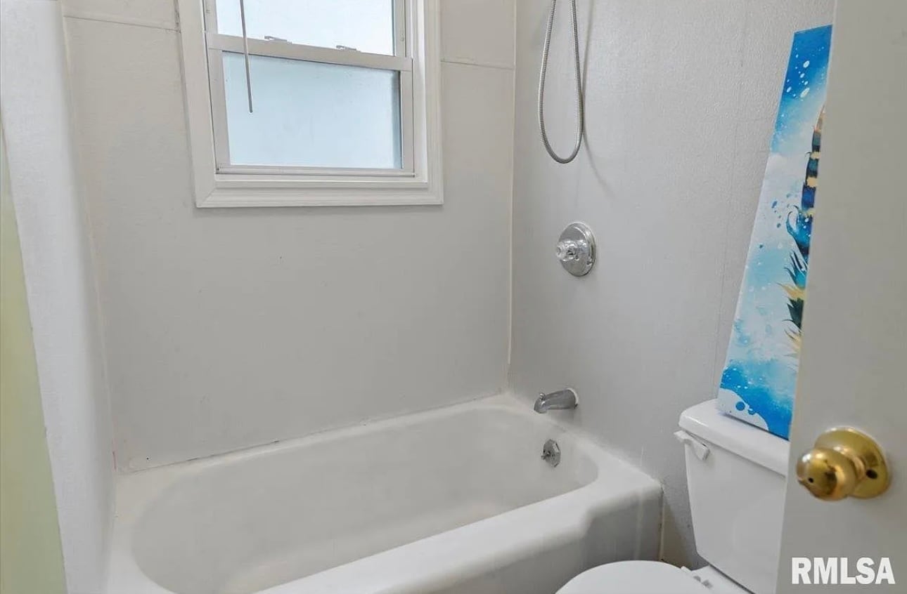 Building Photo - 1127 N 6th St