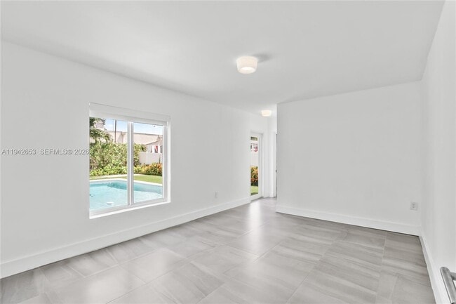 Building Photo - 3855 SW 1st St