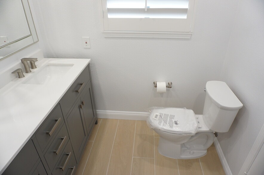Building Photo - 12036 Shadow Ridge Way