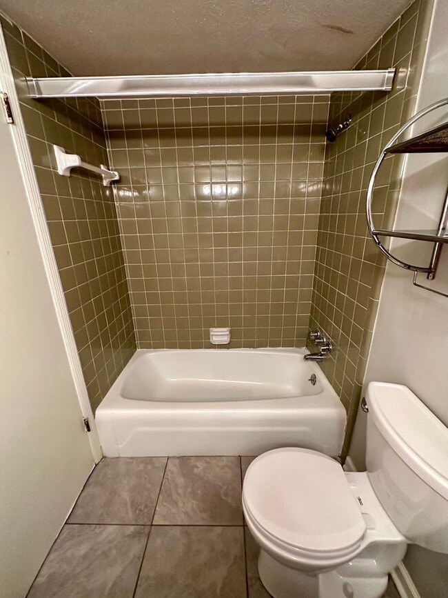 Building Photo - 116 Whippoorwill Ln