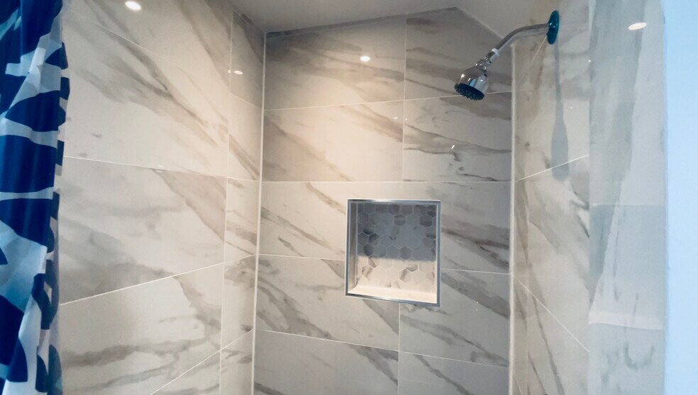 Building Photo - 23 Everett Ave