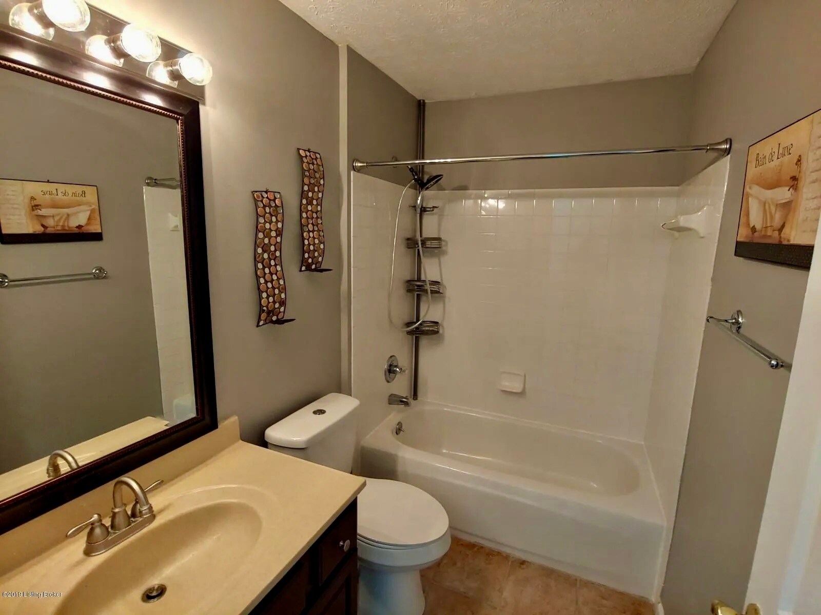 Building Photo - 10405 Trotters Pointe Dr