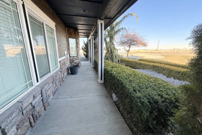 Building Photo - Midland Houses