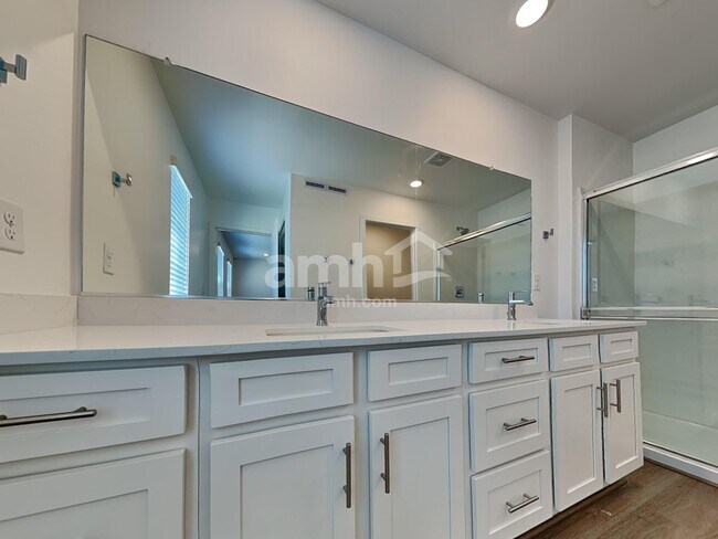 Building Photo - 7430 Keller Ln