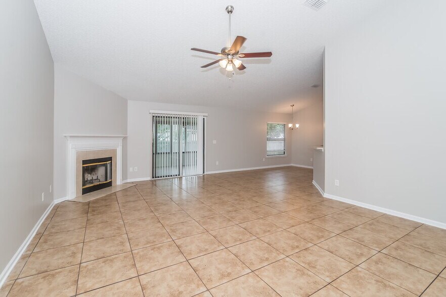 Building Photo - 14031 Ridgewick Dr