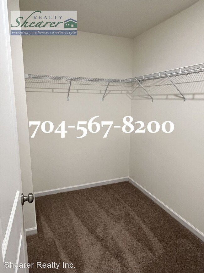 Building Photo - 3 br, 2.5 bath House - 2869 Yeager Drive