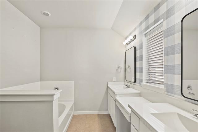 Building Photo - 4132 Lightstone Ln