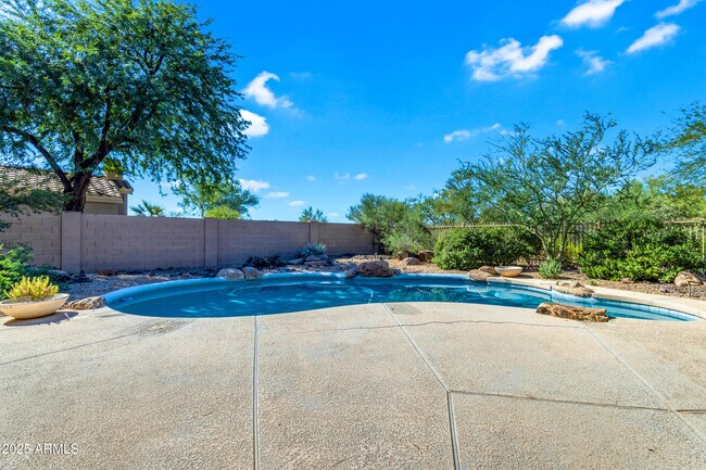 Building Photo - 4302 E Mossman Rd