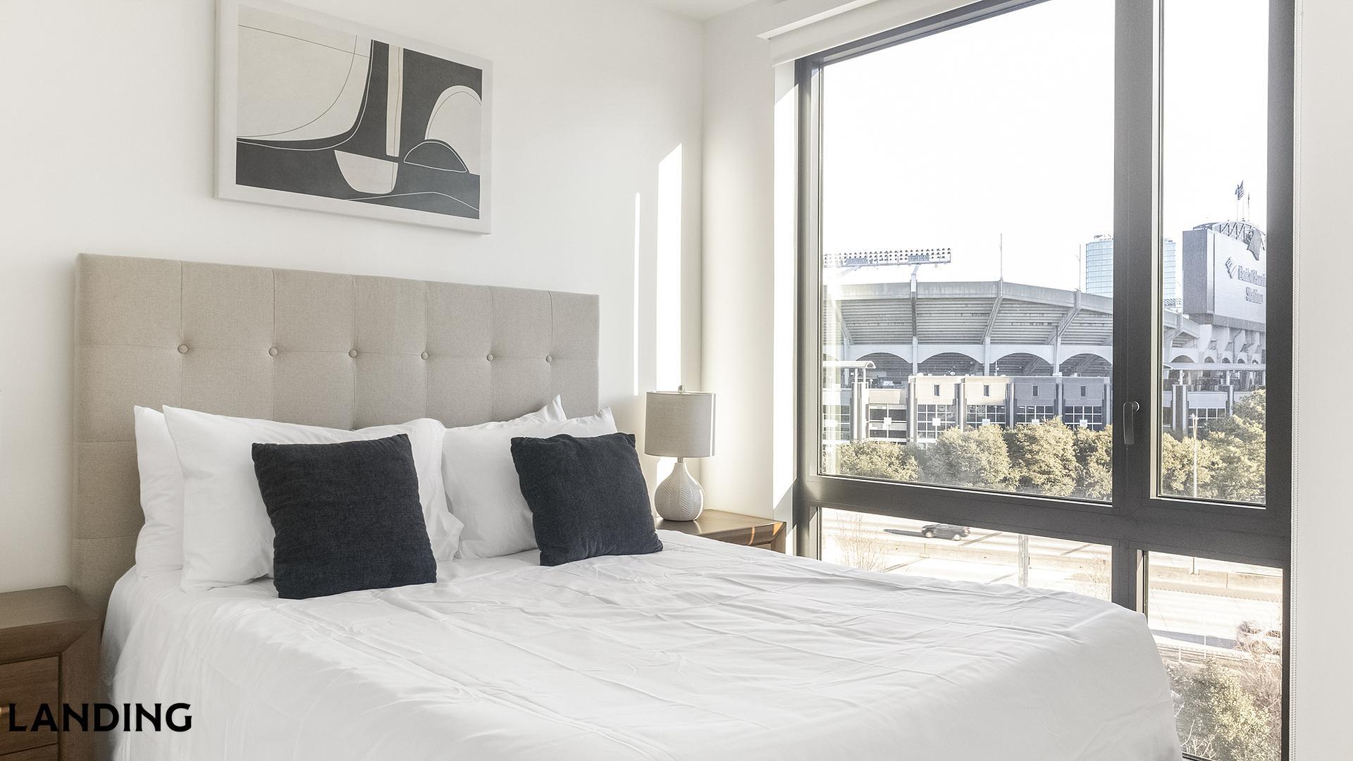 Building Photo - 1007 S Mint St